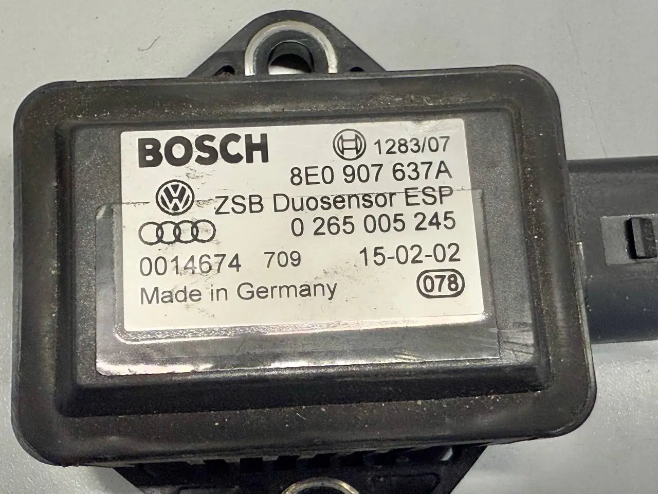 ESP Duosensor Sensor gebraucht Audi A6 Avant 4B5 TDI 2.5L 2002 8E0907637