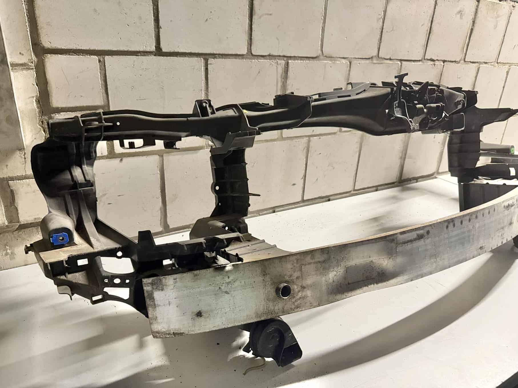 Schloßträger Frontblech Frontverkleidung Mercedes Benz BKlasse W245 B 170 2005