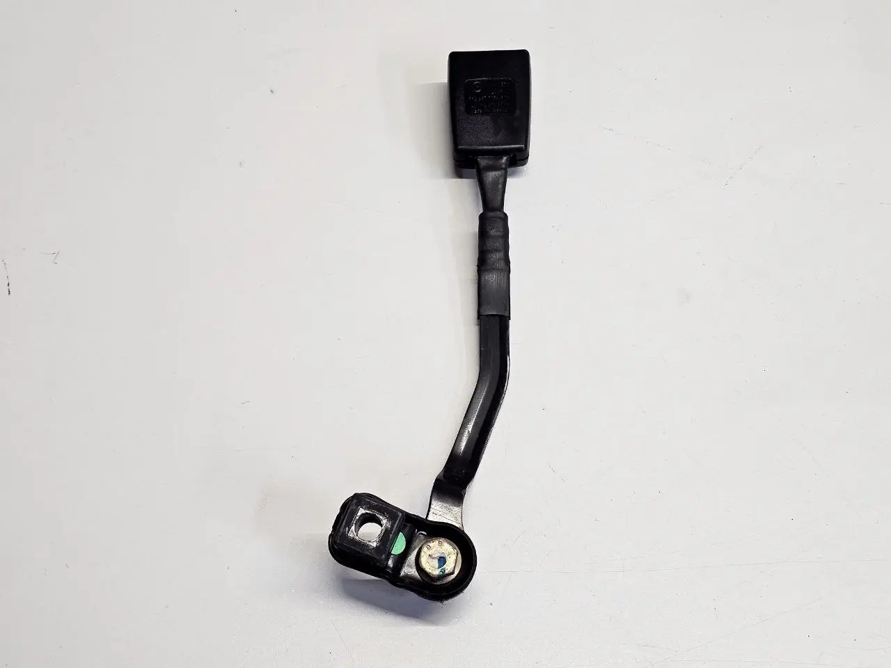 Gurtschloss vorne Links Fahrerseite VW New Beetle 1C1 1.4 2004 1Y0857755