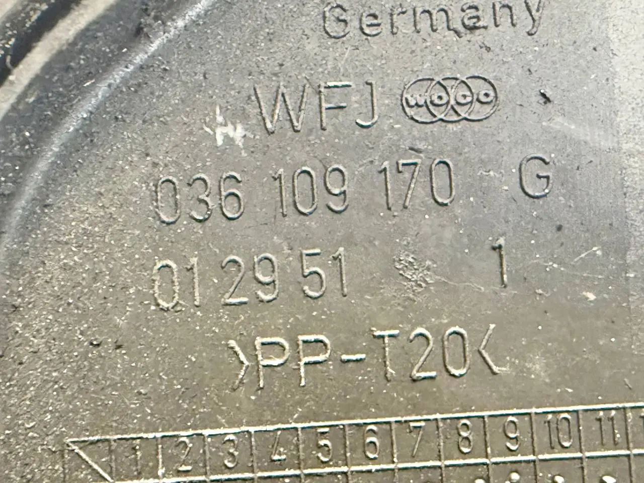 Zahnriemenabdeckung Zahnriemenschutz Deckel für Golf 4 1,4 1J1 1998 036109170G