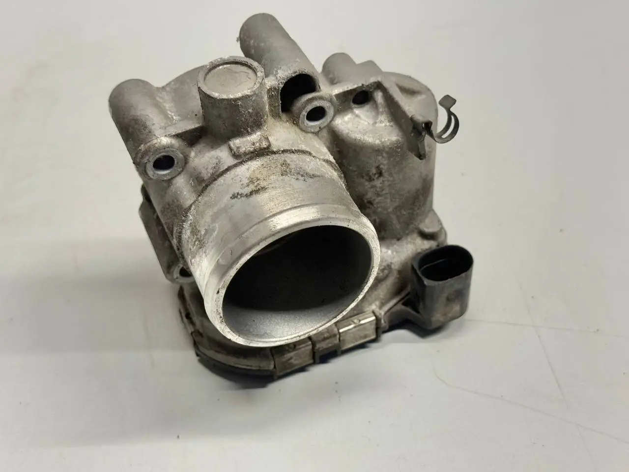 Drosselklappe / Drosselventil / Gas klappe Ford Fiesta 1.25L 2010 0280750531