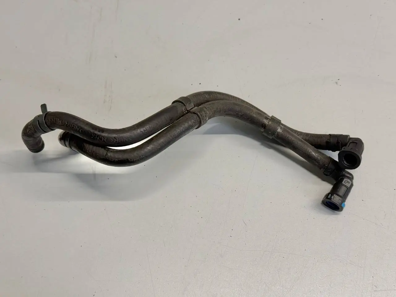 Kraftstoffleitung Benzinleitung Kraftstoffverteiler VW Golf5 1K1 1.4L 036133723