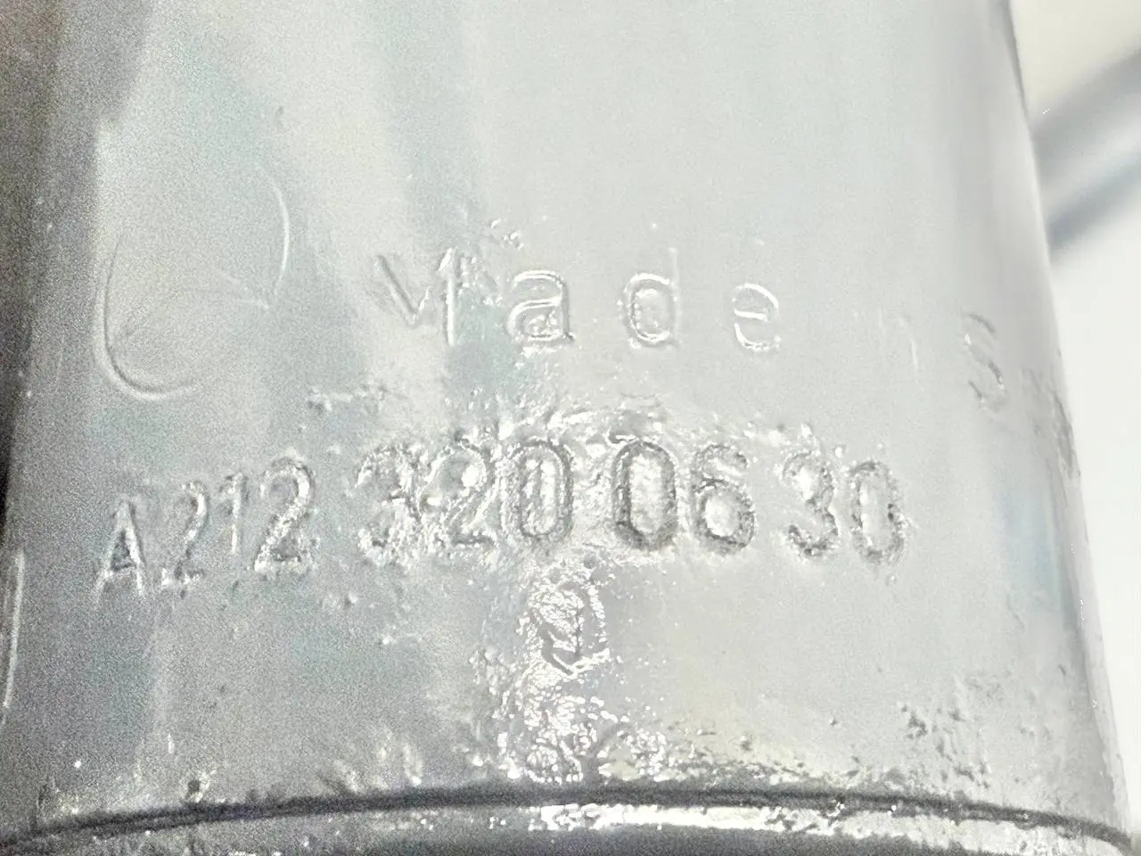 Stoßdämpfer Satz Hinterachse Benz E Klasse Benz W212 E-Klasse 2010 A2123200630