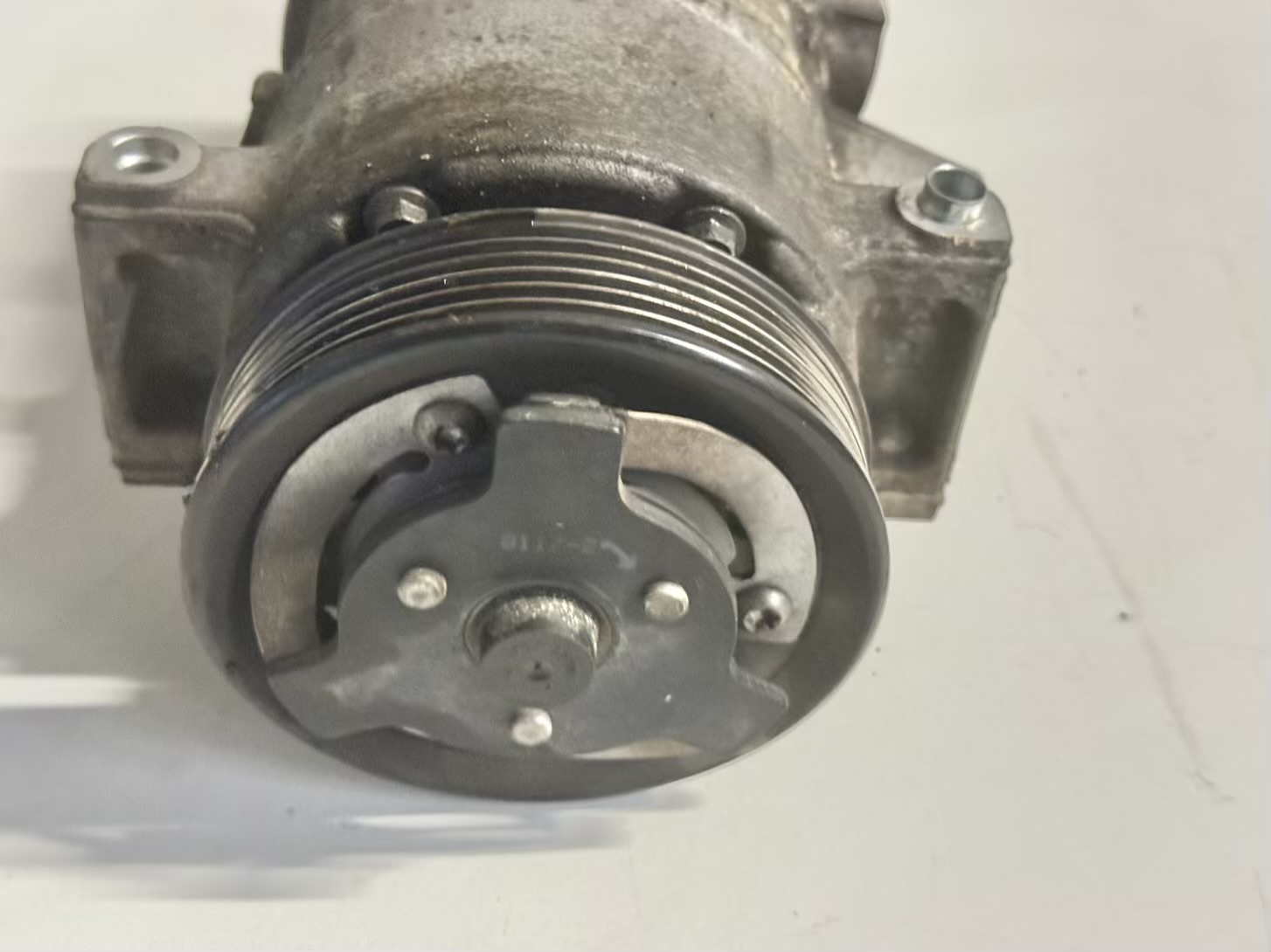 Klimakompressor Klimaanlage 2.0 TDI Passat 3C 2008 5N0820803