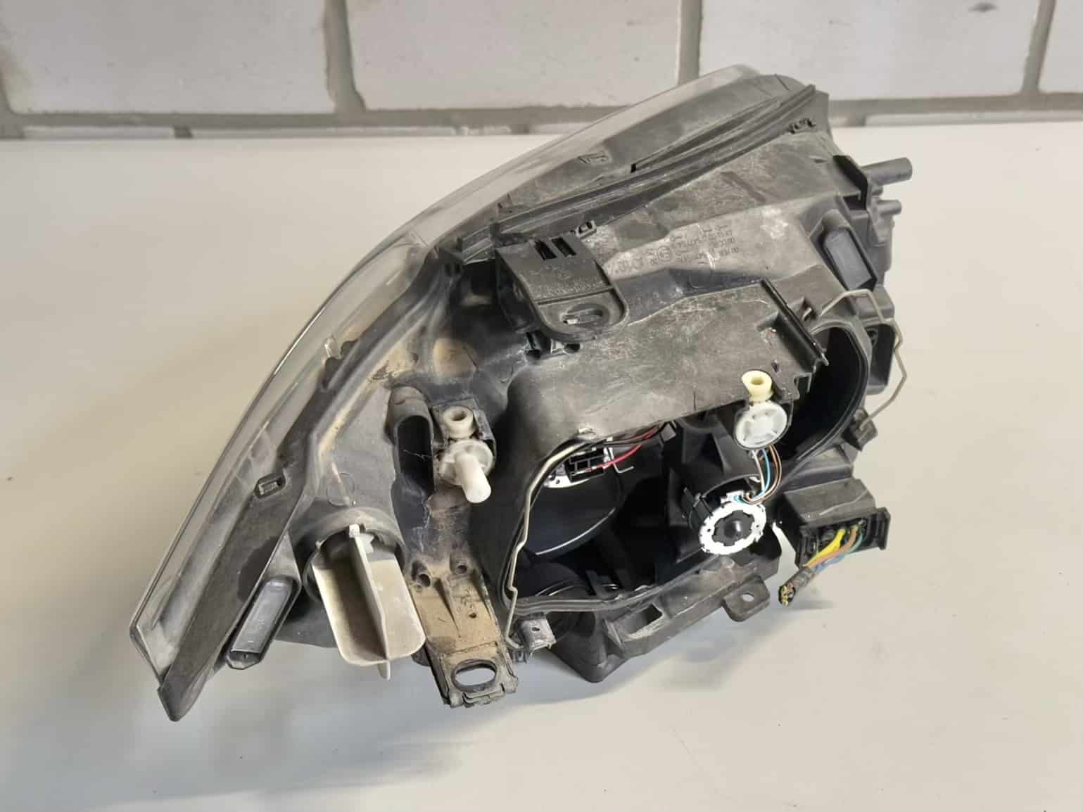 Scheinwerfer links BMW 116i E81 E87 2011 724964902, 69244939, 89502128