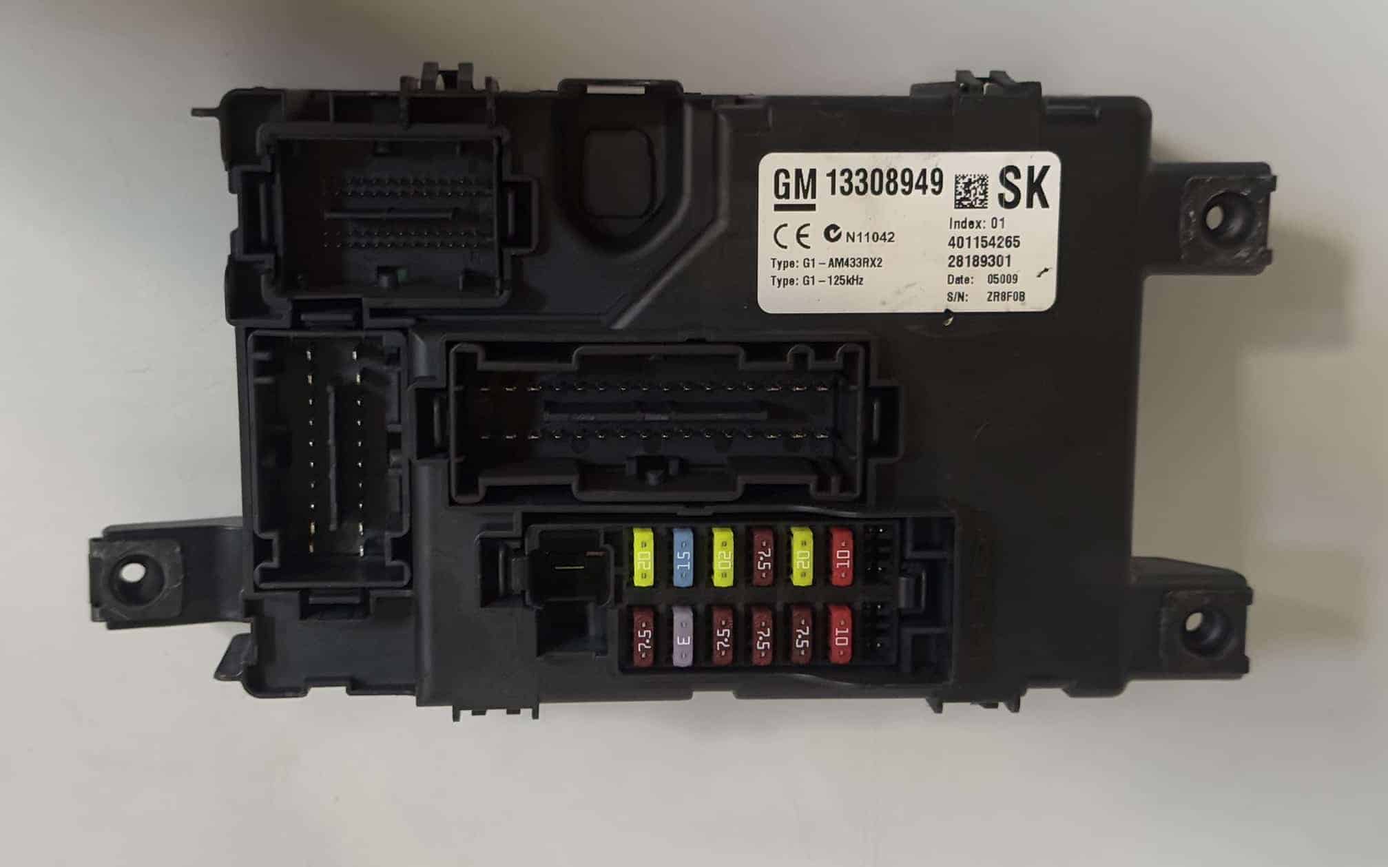 BCM Steuergerät Sicherungskasten Opel Corsa D 2009