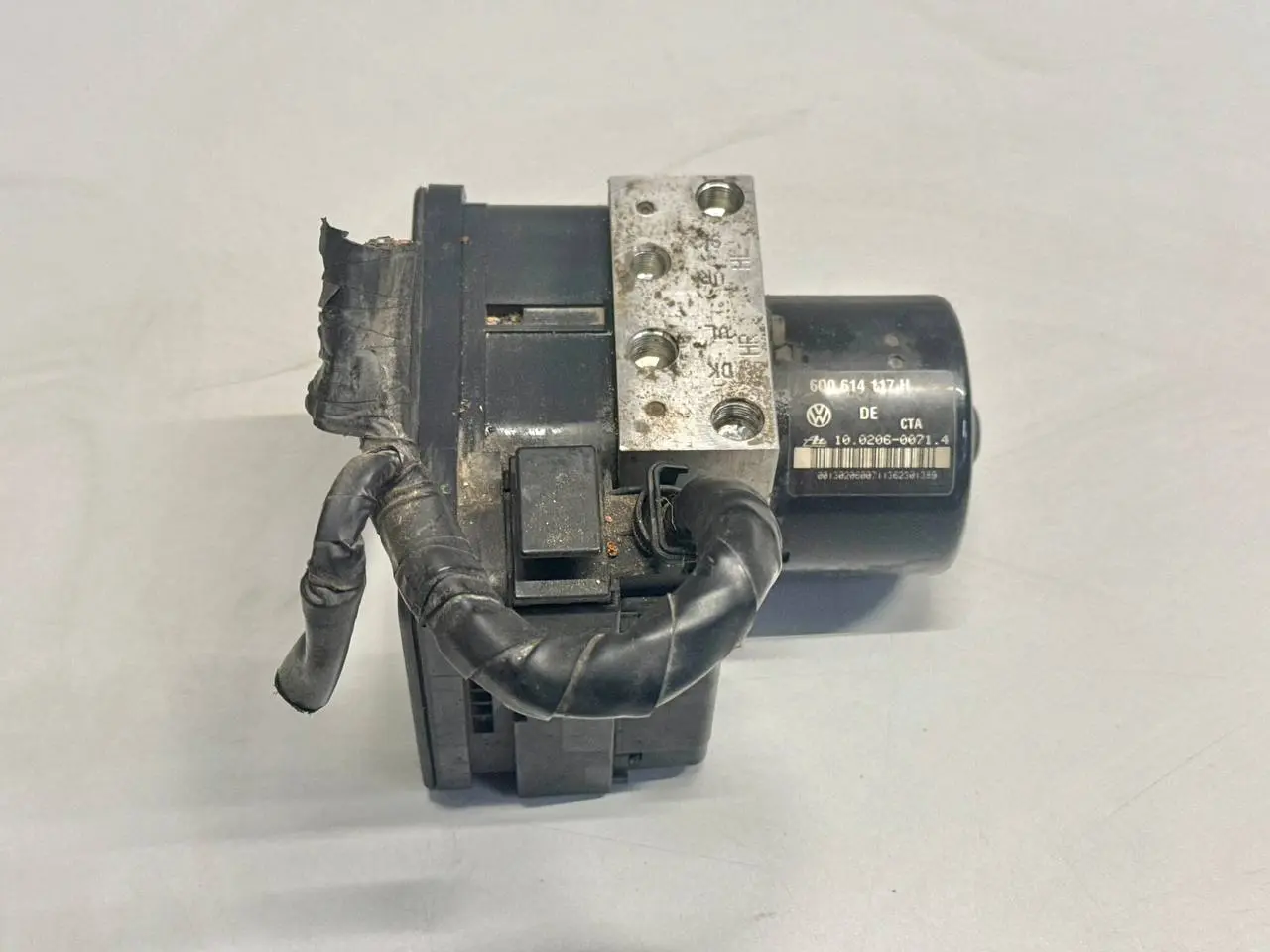 ABS Steuergerät VW Polo 9N1 1,2L 2002 6Q0614117H, 6Q0907379L