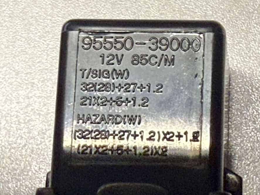 Blinke Relais Blinkgeber Hyundai i30 2010 9555039000