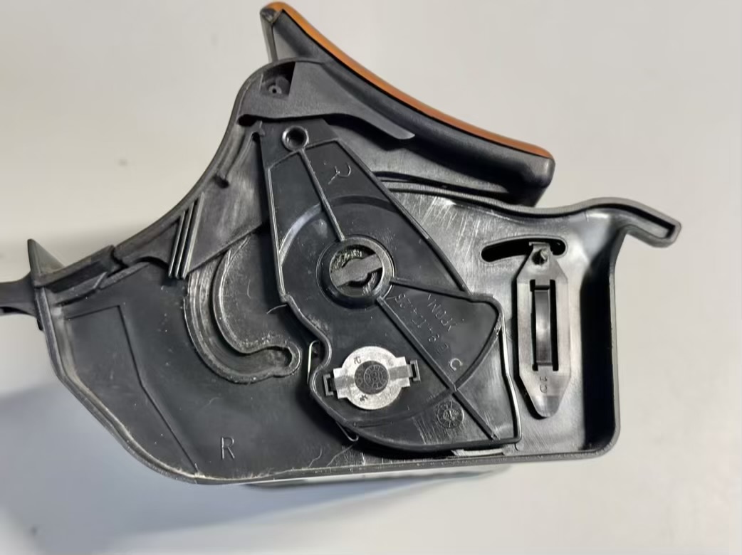 Aschenbecher vorne mit Blende BENZ CLK 320 1999 W208 2088100130, E9417001